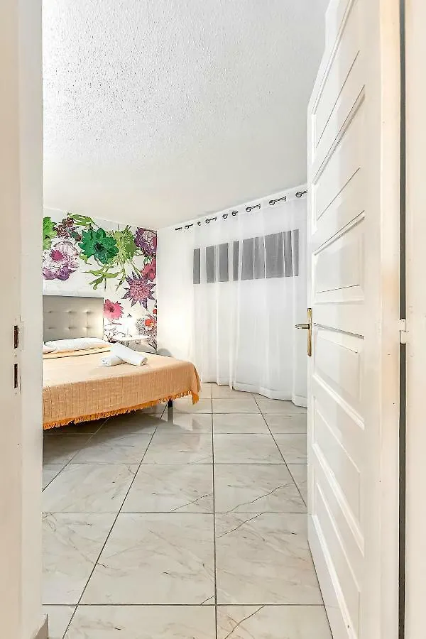 San Marino One Bedroom Los Cristianos  0*, Los Cristianos (Tenerife)